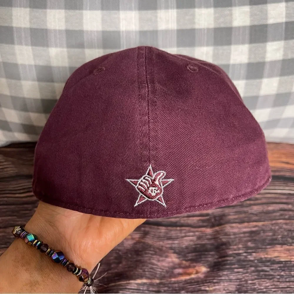 Texas A & M‎ Aggies Hat Ball Cap Fitted Adult Size Medium Maroon Football